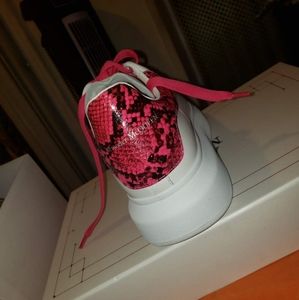 Pink snakeskin Alexander McQueen size 43